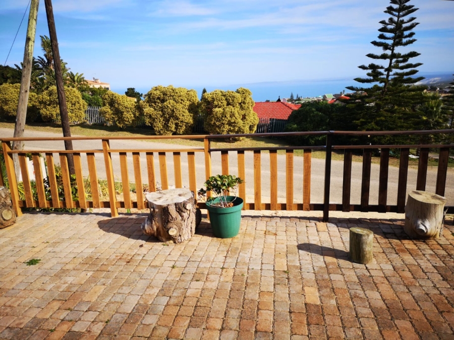 4 Bedroom Property for Sale in Dana Bay Western Cape